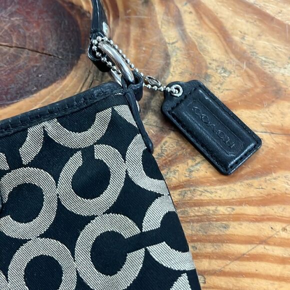 Coach crossbody  - Picture 3 of 6